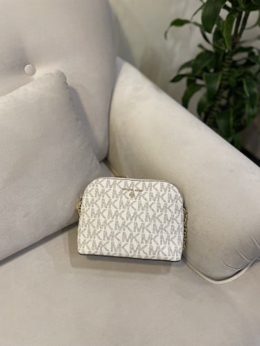 شنطه مايكل كورس