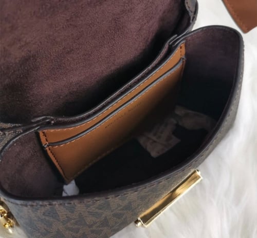 شنطه مايكل كورس