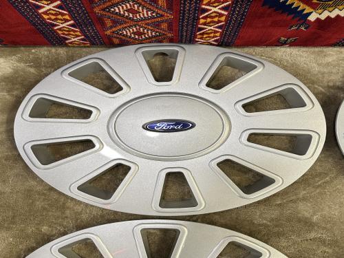 طاسه فورد بوليسي ( علامه حفر ) حبة