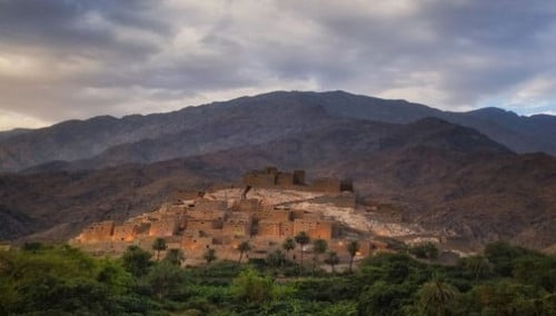 الباحة مدينة الضباب