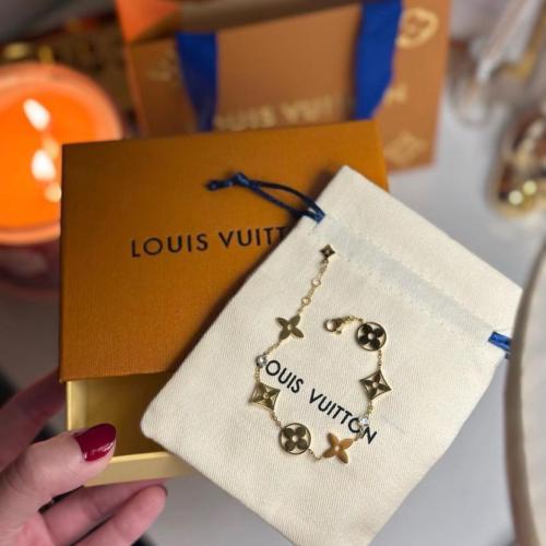 اسورة لويس فيتون نسائي