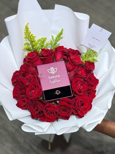 خاتم ساكورا الياقوت الاحمر - فضة عيار 925