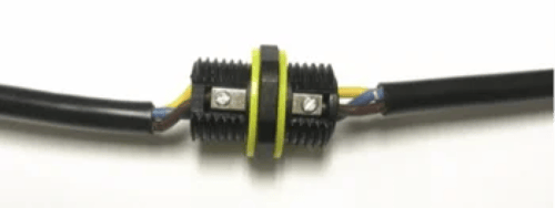 كنكتر موصل كهرباء في الماء. Ip68