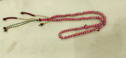 سبحة خشب بقس مقطع