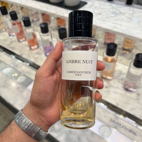 عطور ديور الحصرية مع الورد