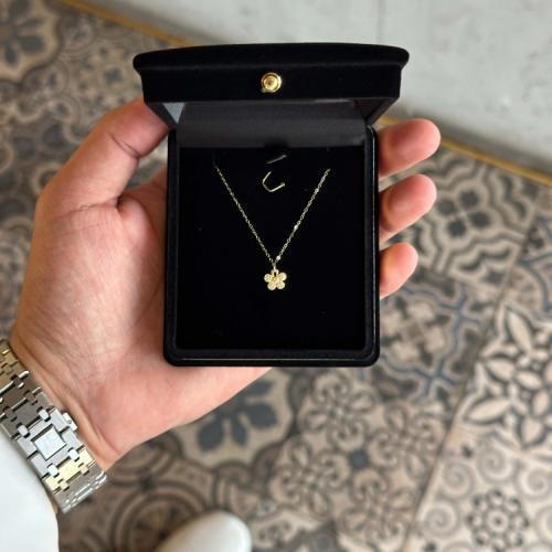سلسال الوردة ذهب عيار ١٨