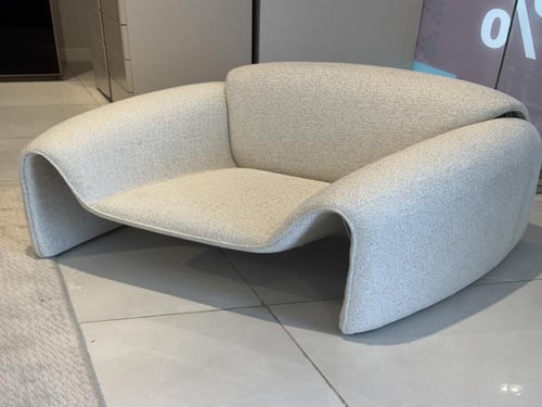 كرسي بيج UBI-CH-000022-BEIGE