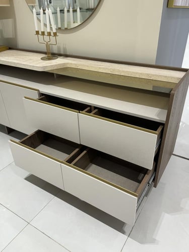 كونسول +مراياUDI-CO-1046