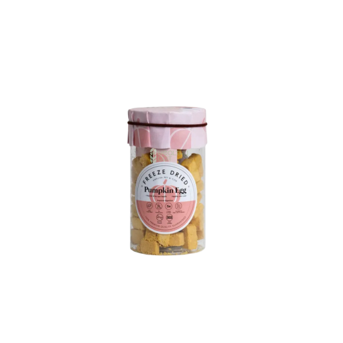 مكافات صفار البيض مع اليقطين المجفف بالتبريد من شر...