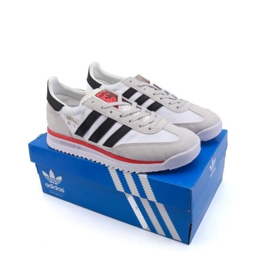 Adidas SL 72