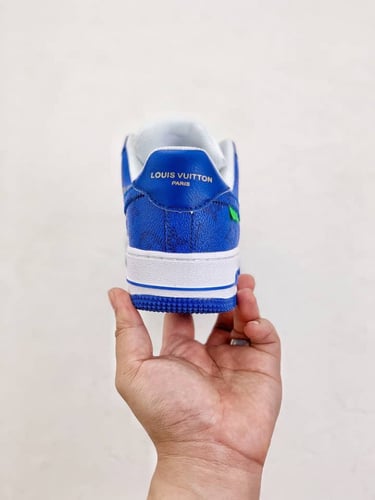 لويس ڤيتون-LV