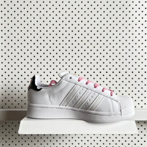 هيلو كيتي-Adidas