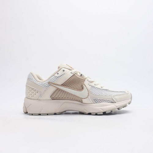 Nike ZOOM VOMERO 5