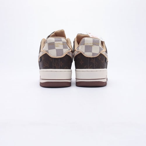 نايك لويس ڤيتون-Nike Lv