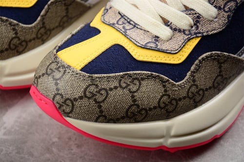 قوتشي جي جي -Gucci