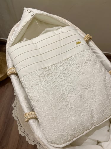 طقم دانتيل فرنسي 3 قطع