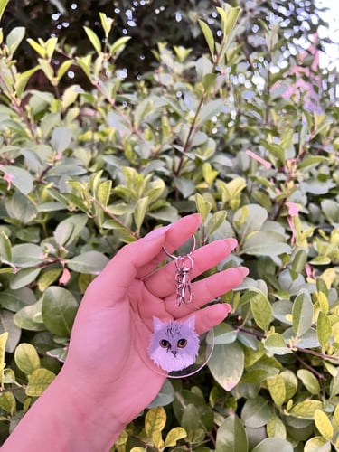 ميداليه بشكل قطتك ( حسب الطلب)