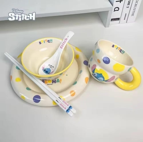 طقم ادوات المائدة بتصميم استيتش من ديزني جودة فائق...