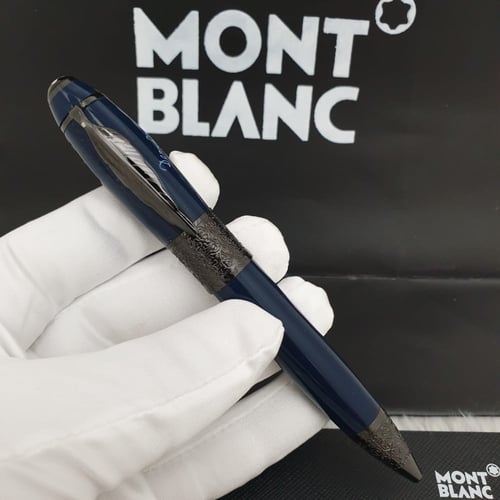 قلم مونت دانييل ديفو متوفر بعدة الوان