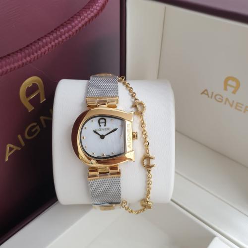 ساعة اقنر الجديدة