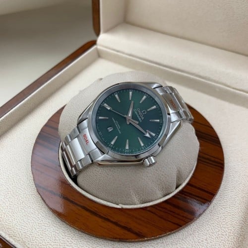 ساعة اوميغا سي ماستر اوتوماتيك