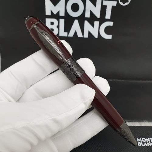 قلم مونت دانييل ديفو متوفر بعدة الوان