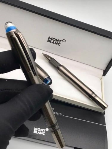 قلم مونت الفضاء متوفر بعدة الوان