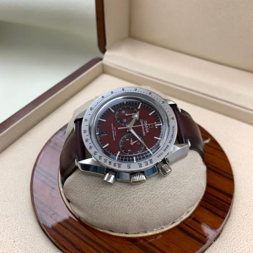 ساعة اوميغا كرونوغراف