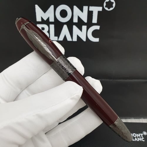 قلم مونت دانييل ديفو متوفر بعدة الوان