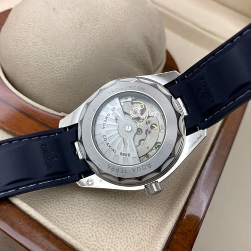 ساعة اوميغا اوتوماتيك سي ماستر 007