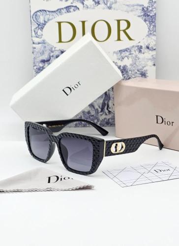 نظارة ديور لون أسود الاكثر مبيعاً مع بكج الماركة