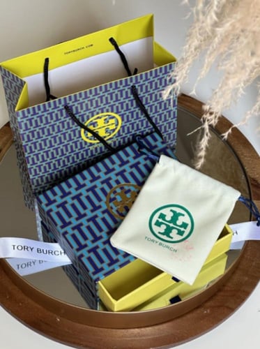 خاتم توري بورش شامل الملحقات