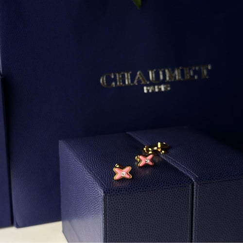 طقم شوميه وردي شامل الملحقات الاصليه