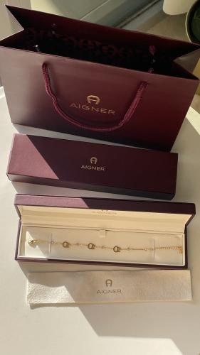 اسورة انقر مع الملحقات