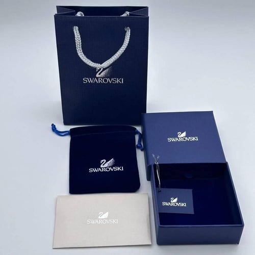 ميدالية سوارفسكي شامل الملحقات