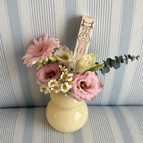 Vibey mini vase