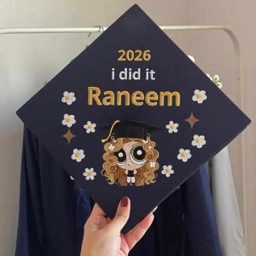 تطريز قبعة تخرج