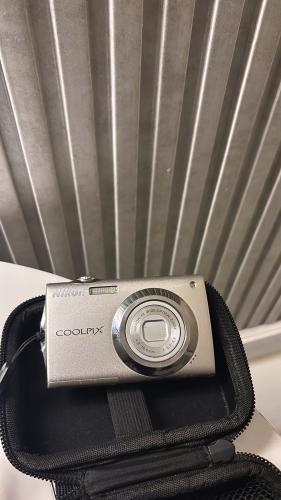 Nikon coolpix in silver