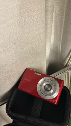 Sony Cybershot In red