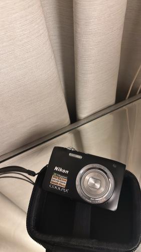 Nikon coolpix in black