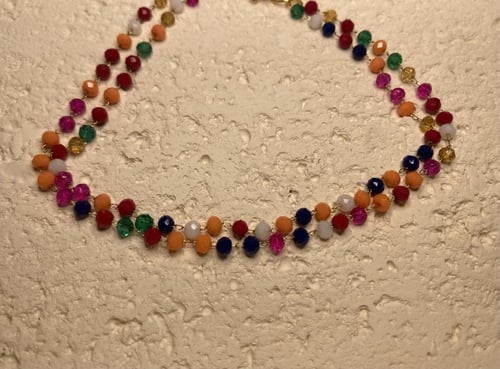 خلخال ذهبي مع خرز ملون طبقتي (0018)