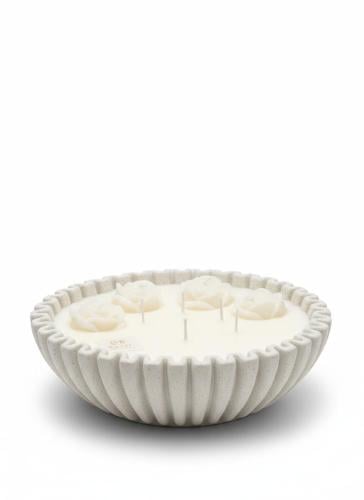 شمعة هدية على الحجز