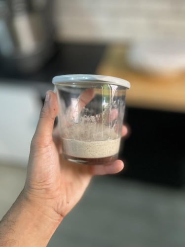 خميره طبيعيه مجففة عمرها فوق ١٠٠ سنه dry sourdough...