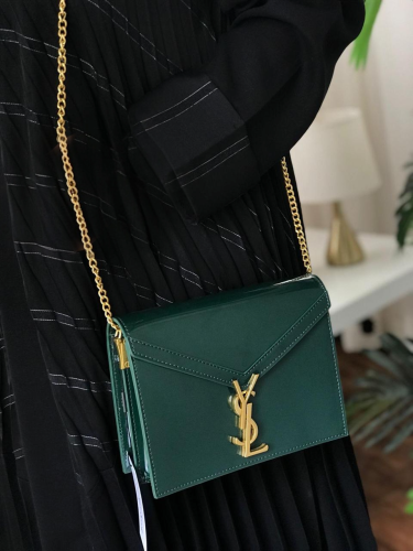 شنطه Yves Saint Laurent نسائي