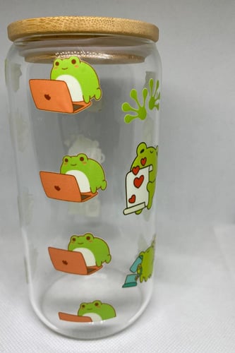 كوب زجاجي - الضفدع المجتهد