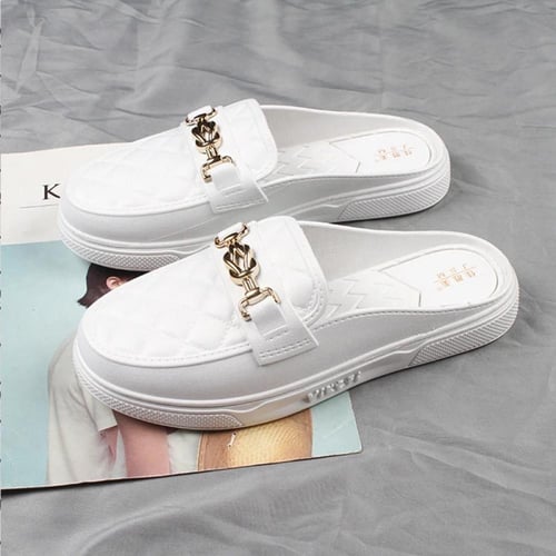 نعال نسائية