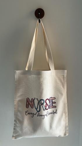 توت باق نيرس