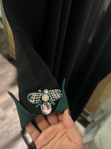 عباية الفراشة