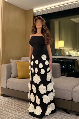 فستان اسود مورد