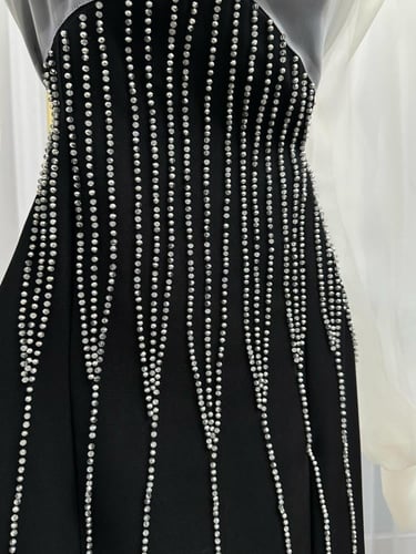 فستانين مطرزه ابيض اسود